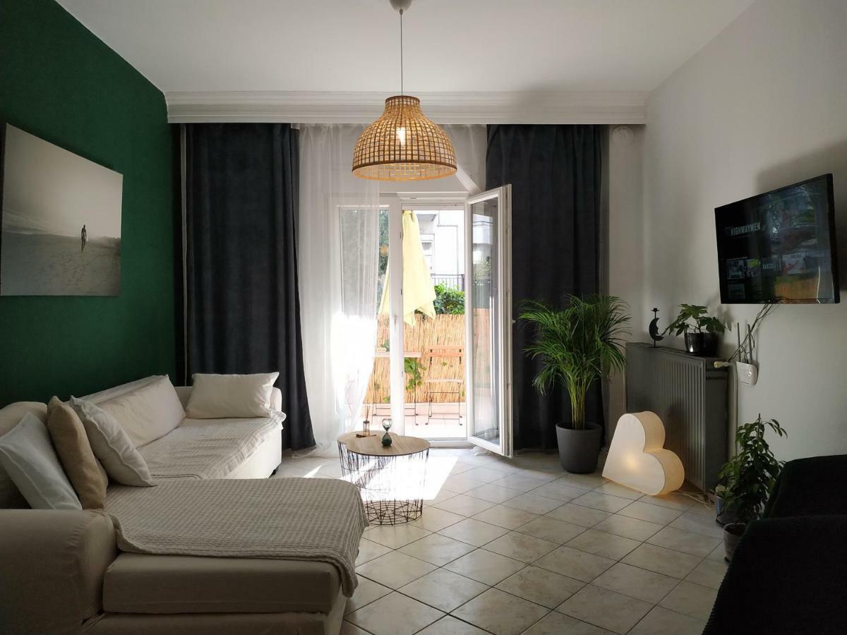 Bright Apartment Steps From The Sea 테살로니키 외부 사진