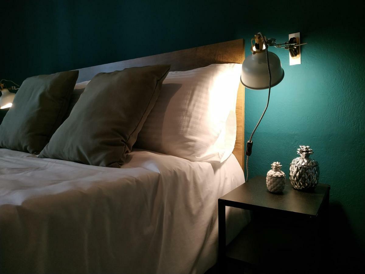 Bright Apartment Steps From The Sea 테살로니키 외부 사진